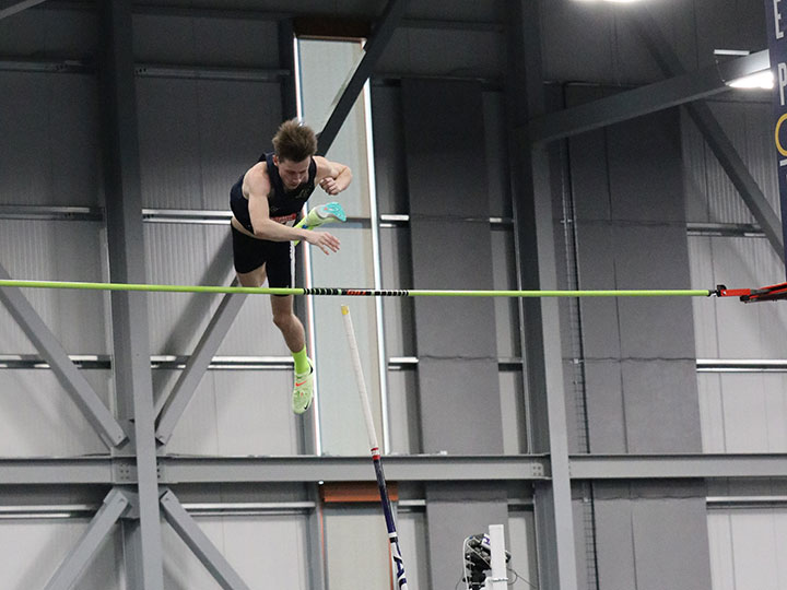 Men's track and field pole vaulting